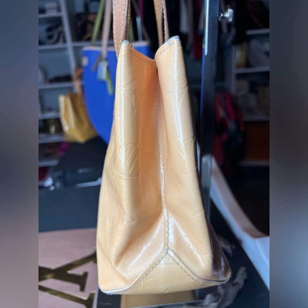 Authentic Louis Vuitton Vernis handbag - Picture 7 of 16